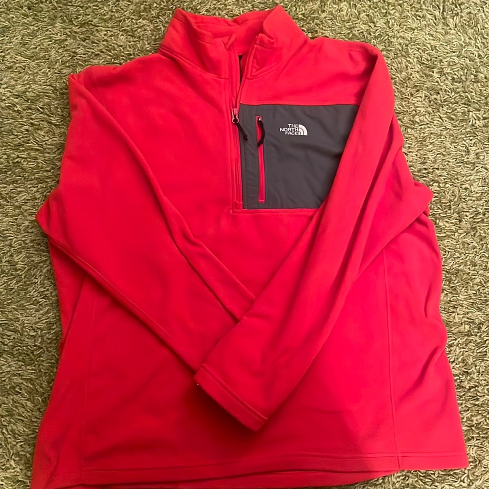 Great condition North Face jacket.  Worn a handful of times. (less than 5)
